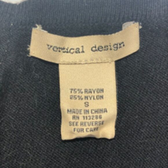 Vertical Design Black Sweater with Exposed Zipper in Back. Size S. - Picture 4 of 5